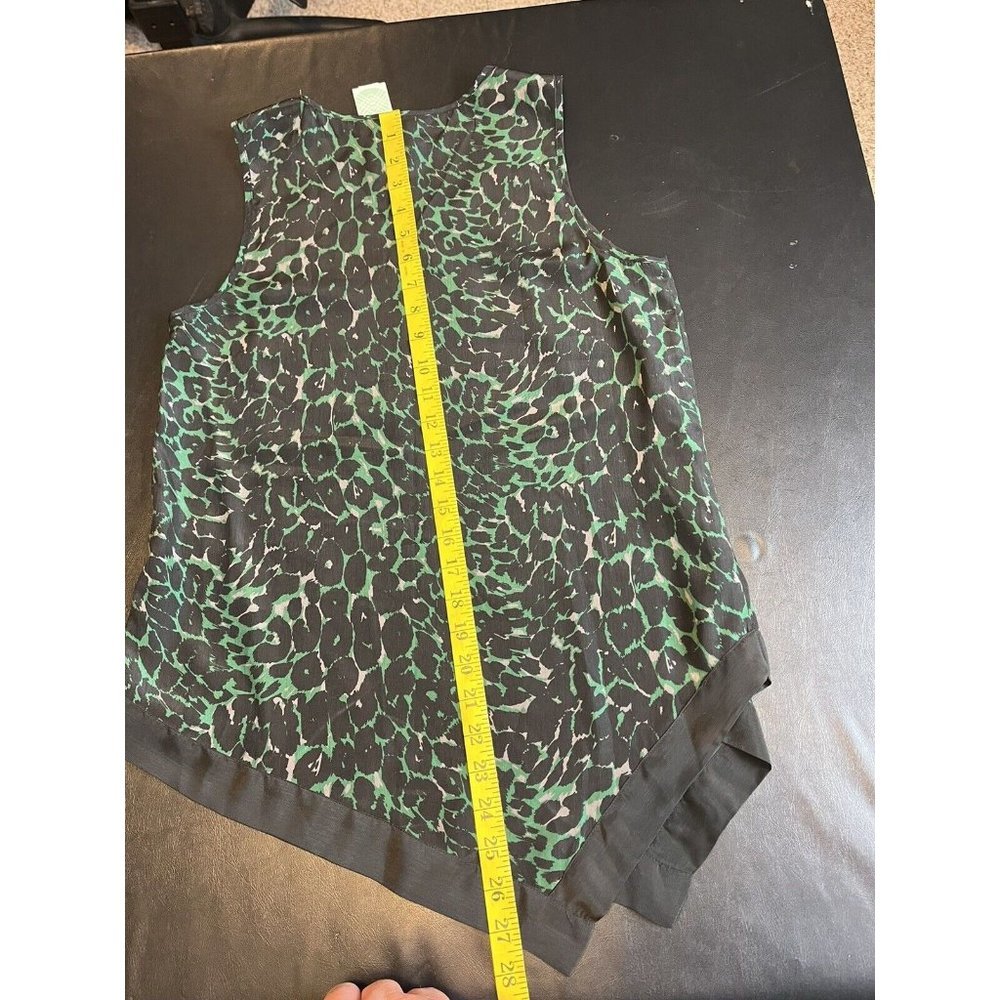Goldray Crystal Asymmetrical Hem Blouse Green Size Small NWT - Picture 8 of 9